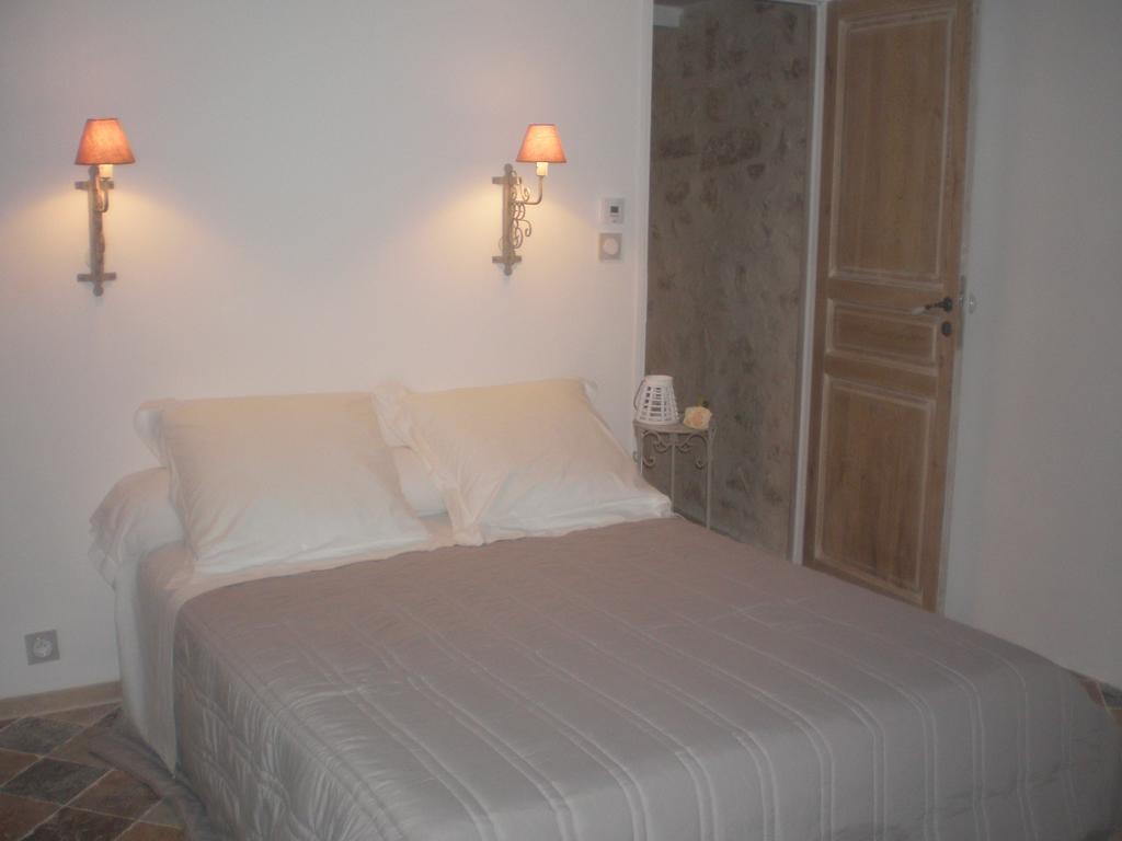 Combas  La Maison De Pape מראה חיצוני תמונה